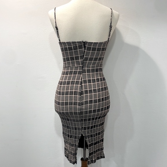 Reformation cream and black Plaid Strappy Bodycon mini dress size XXS - Picture 3 of 4